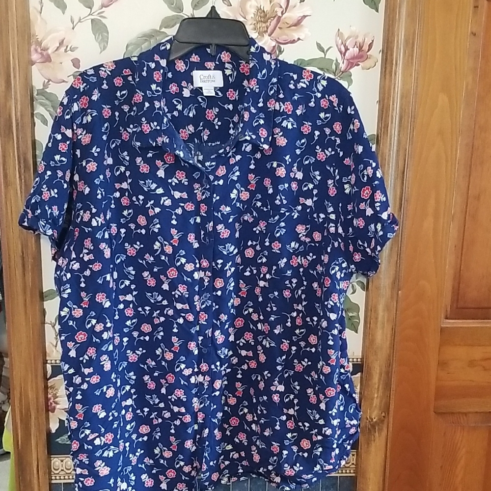 Croft & Barrow Navy Floral Button-Down Shirt